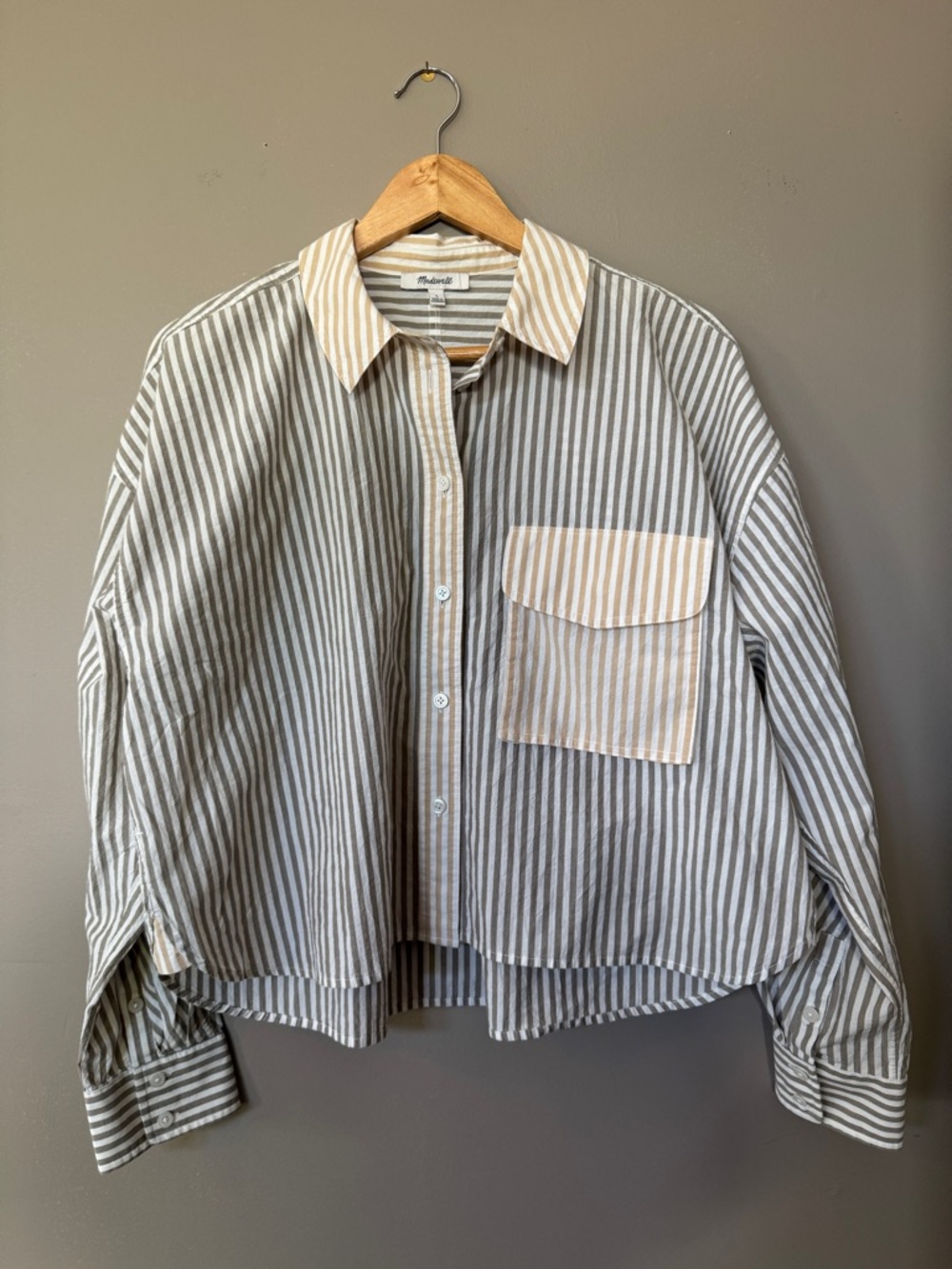 Madewell Striped cropped Button-Down Shirt in Tan & Cream